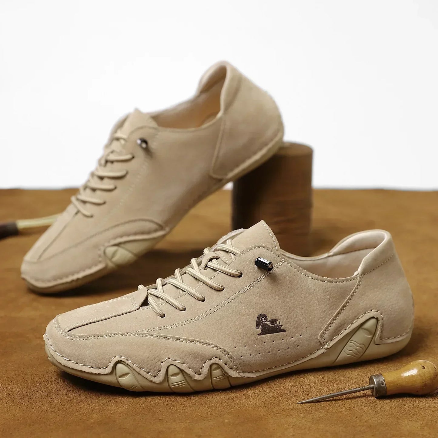 LDeck Men's Comfortable Sneakers - Elegance and performance